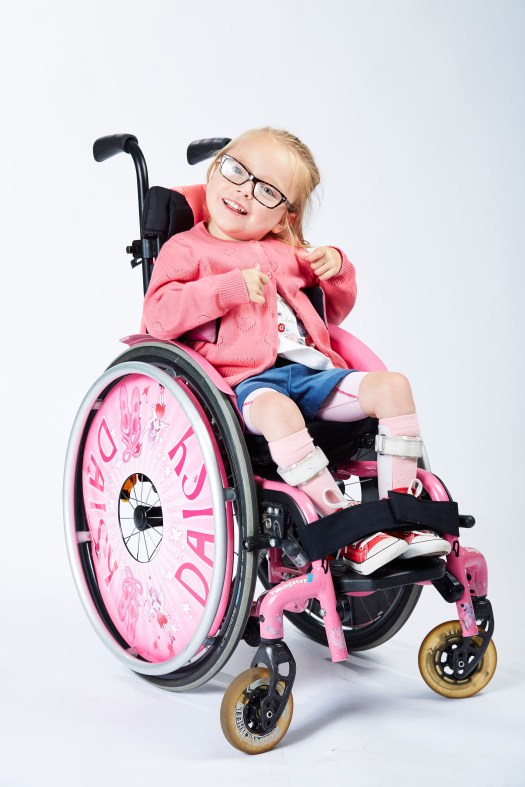 160811_secretlife5_daisy_1146